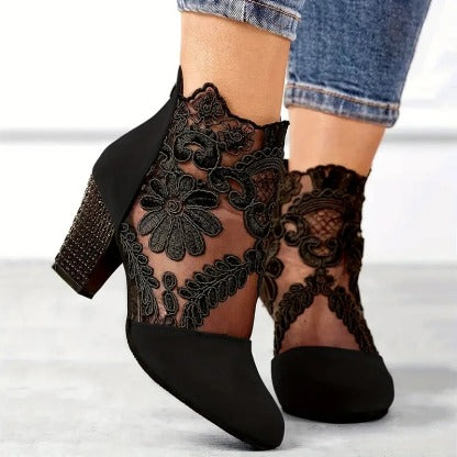 Naisten Floral Lace nilkkurit - Eleganssia ja mukavuutta